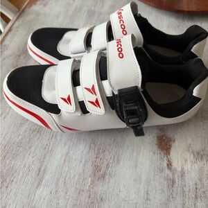 KESCOO cycling shoes size 45 / men 11 / woman 13 (compatible with Peloton)